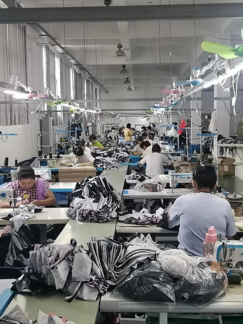 帶你走進服裝廠 揭秘服裝服飾零售的幕后世界